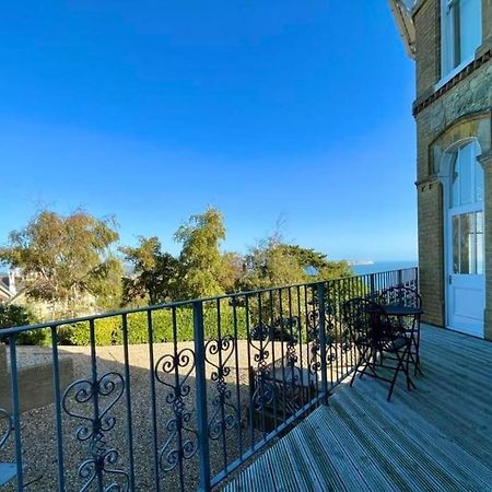 1 Bed Apartment - Sea View Shanklin Exterior photo