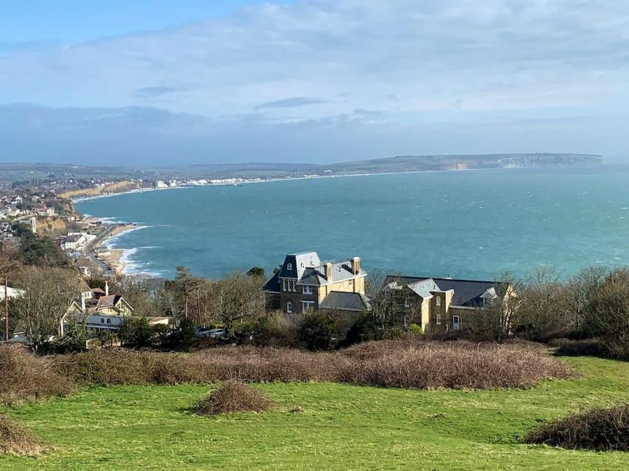 1 Bed Apartment - Sea View Shanklin Exterior photo