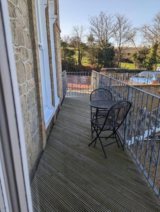 1 Bed Apartment - Sea View Shanklin Exterior photo